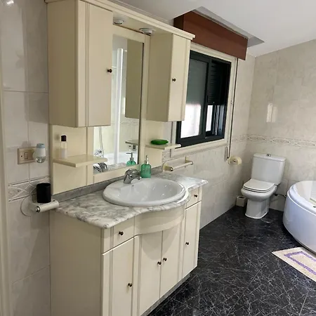 Villa Casa Robleda, Piscina Privada Cubierta Y Jacuzzi Vigo Exterior foto