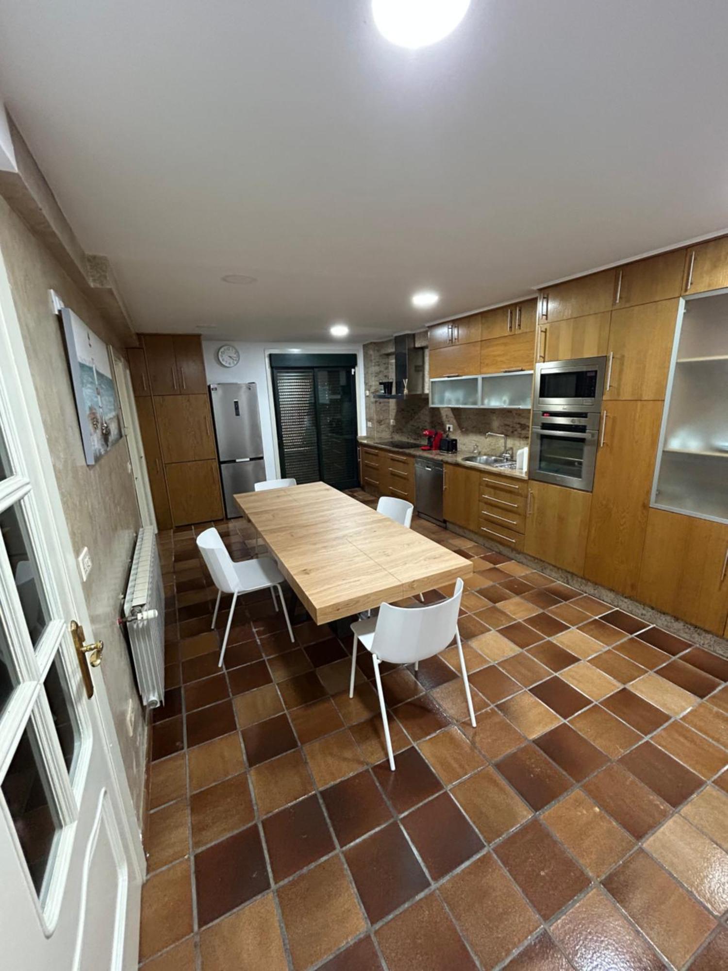 Casa Robleda, Piscina Privada Cubierta Y Jacuzzi Casa de Férias